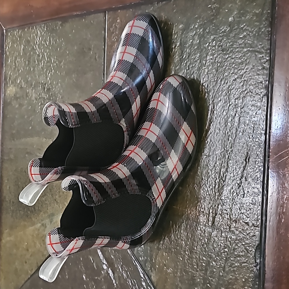 Rain boots